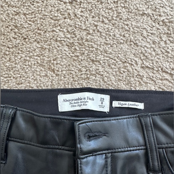 Abercrombie & Fitch The Ankle Straight Ultra High Rise - Size 29 - Picture 3 of 3